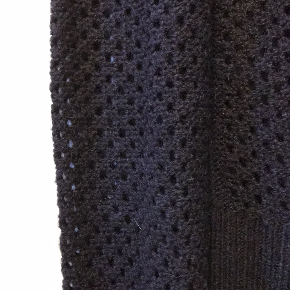 Sweater - Picture 1 of 5